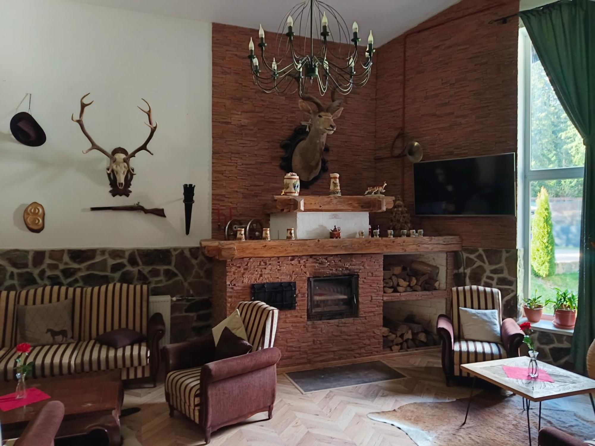 Studio Srncek - Tatranska Strba - Wellness, Bazen Extérieur photo
